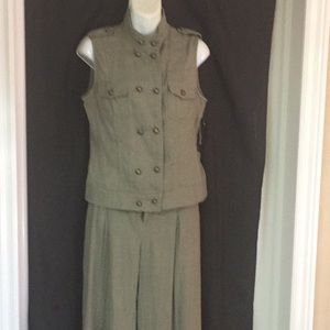 💕HOST PICK💕Kaki military inspired 2-piece outfit